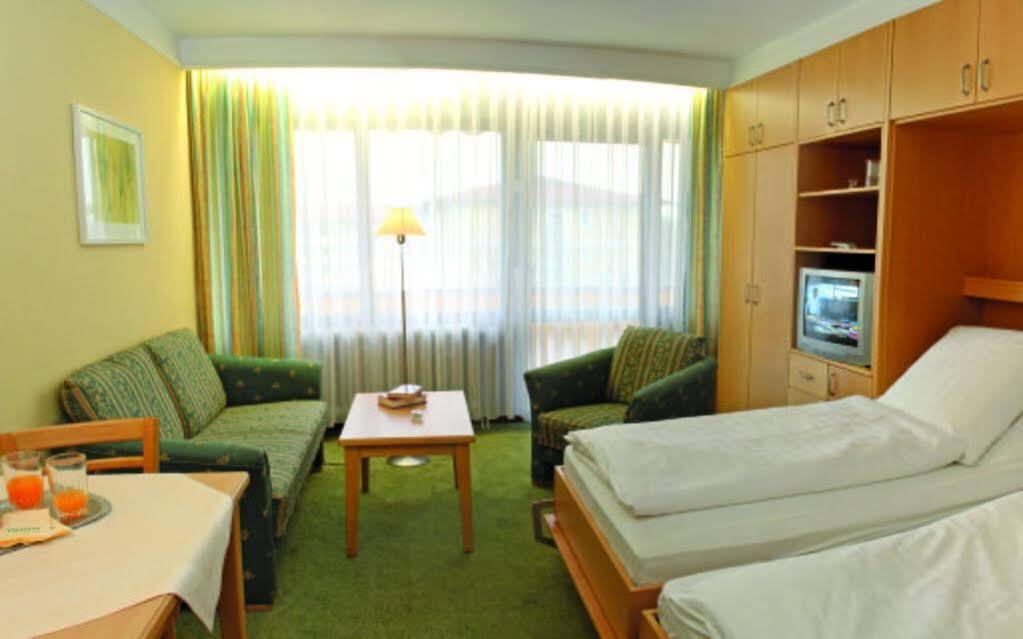 Appartment Hotel Victoria Bad Fussing Exterior photo